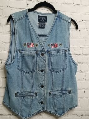 Solutions Original Denim Vest Patriotic W/pockets 100% Cotton Size Medium GUC